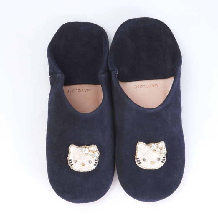 HelloKitty ﾋﾞｰｽﾞ刺繍ﾐﾆﾓﾁｰﾌ ﾊﾞﾌﾞｰｼｭ mk24020 (上代: 8000円)
