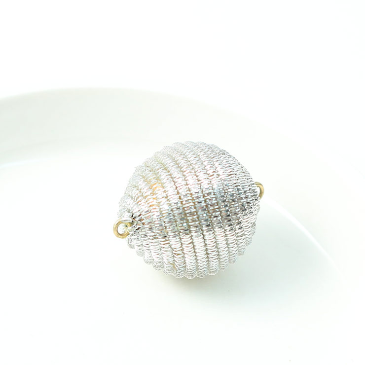 MAYGLOBE beads&craft Code wrapping ball Round 22mm 1pcs Silver xw01033-001 （上代: 590円）