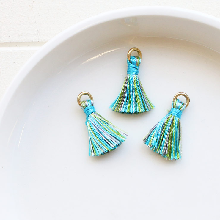 MAYGLOBE beads&craft Silk tassel 12×15mm 3pcs Green×SkyBlue×Turquoise yf00375-003 （上代: 300円）