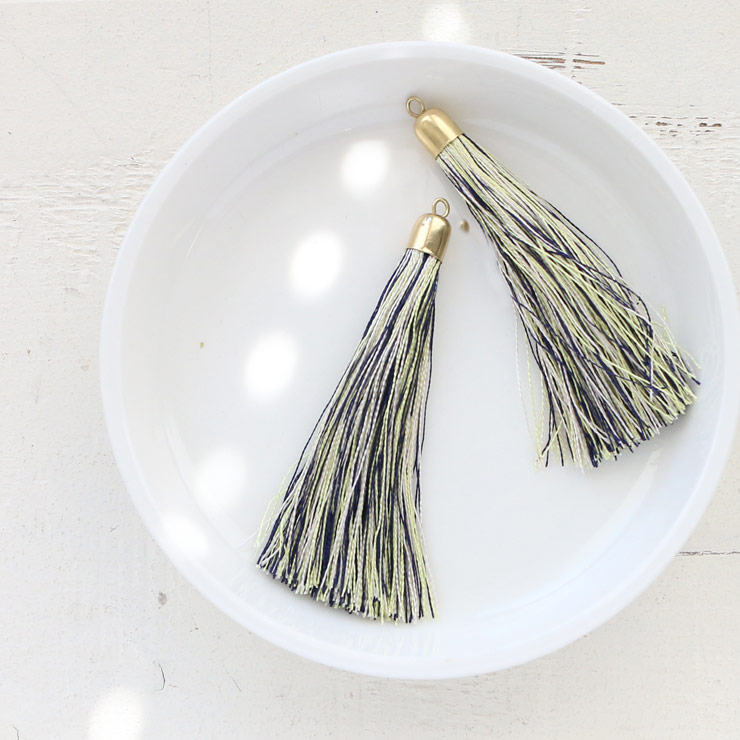 MAYGLOBE beads&craft Silk tassel 10×60mm 2pcs Lemon×Navｙ×OffWhite yf00391-002 （上代: 540円）
